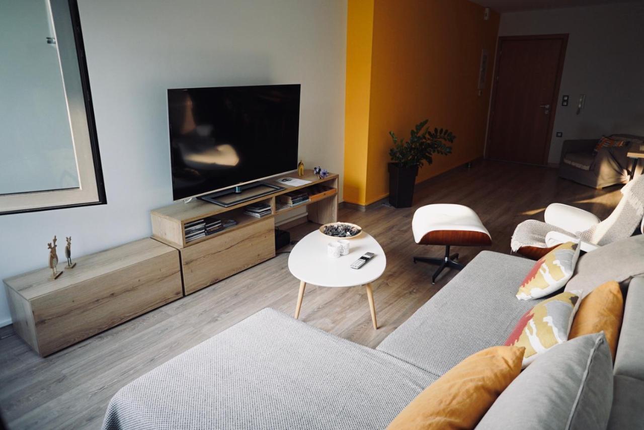 Urban Apartment Amaliada Kültér fotó